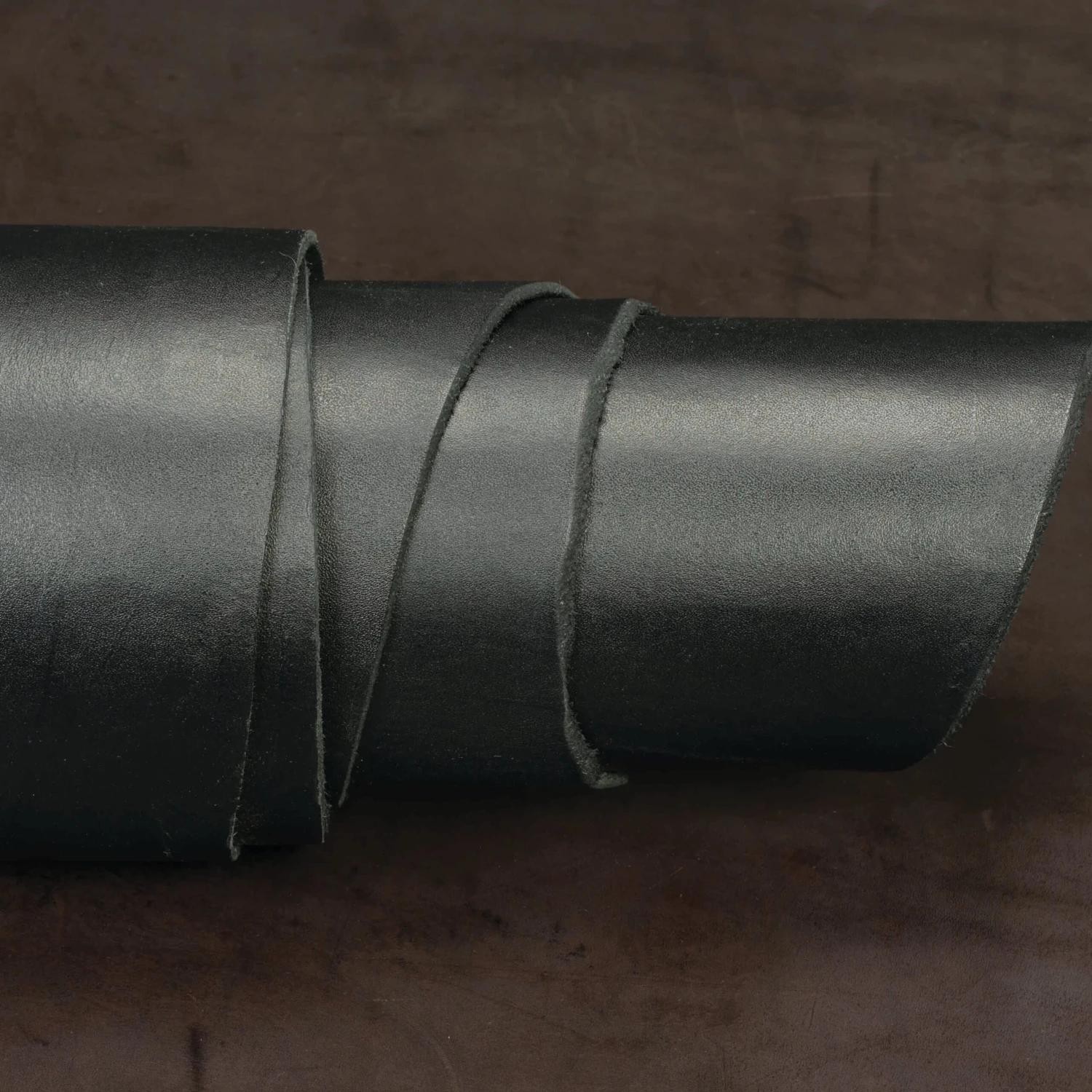 Black Veg Tanned Strap Leather, 7/8 Oz. 1 Black Veg Tanned Strap Leather, 7/8 Oz.