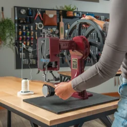 Master Tool Cub Manual Leather Sewing Machine, Aluminum 11 Master Tool Cub Manual Leather Sewing Machine, Aluminum -Handmade Leather Store 63500 02 b