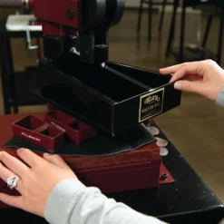 Master Tool Mighty Wonder 4 Ton Hand-Operated Clicker -Handmade Leather Store 653075 4976copy